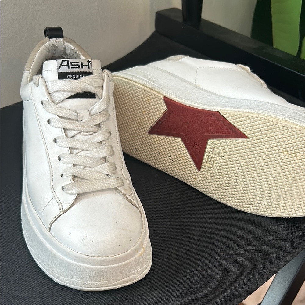Ash moon platform Sneakers